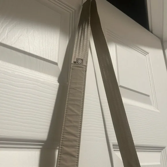 Athleta crossbody bag - Picture 6 of 10